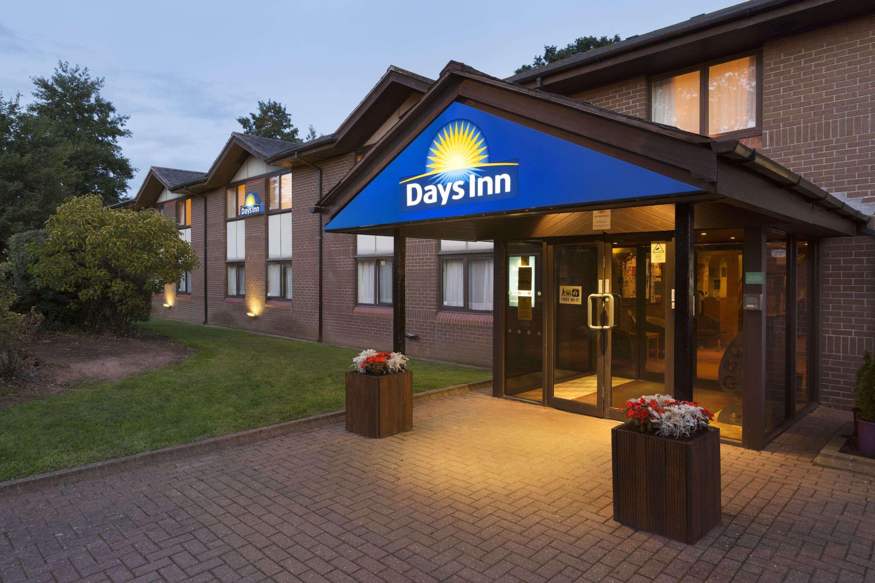 Days Inn Taunton Buitenkant foto